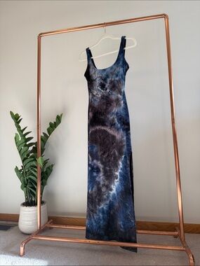 bebe Blue and Black Tie-Dye Maxi Dress
